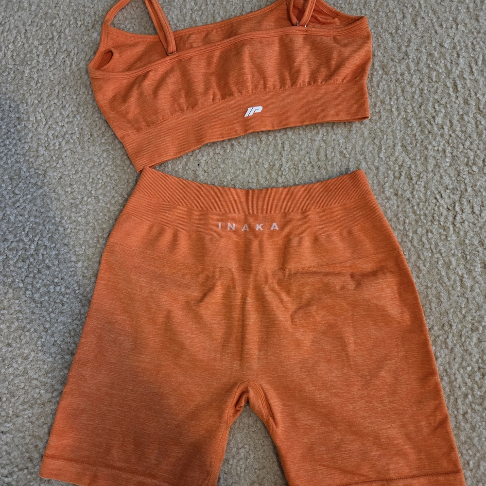 Inaka Power Orange Sports Set